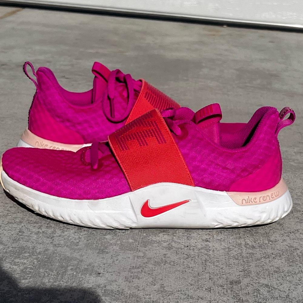 Nike Renew Fuchsia and Orange Runnjng Shoes